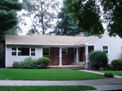 48 Goddard St, Newton, MA 02461-1918