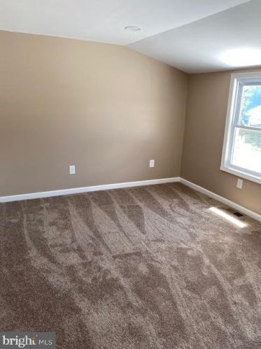 1564 Center St, West Deptford NJ  08086-3098 exterior