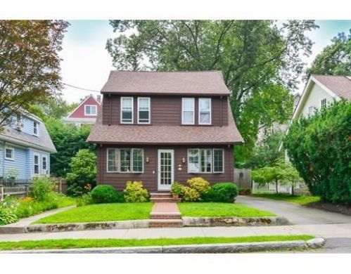 22 Inverness Rd, Arlington, MA 02476-5708