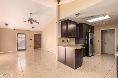 4038 Alta Mesa Ave, Phoenix AZ 85044-1414 exterior