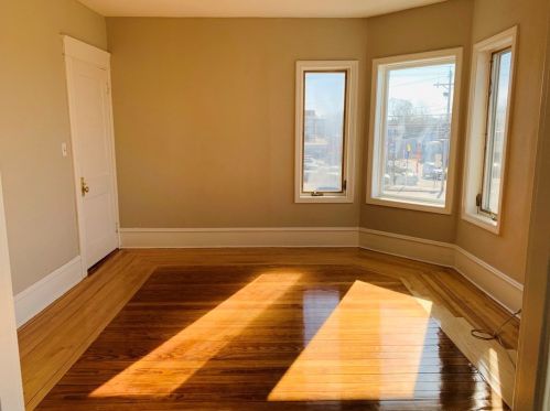 1427 Plymouth Ave, Fall River MA 02721-2562 exterior