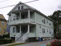 135 Rand Ter, Newton, MA 02466-2413