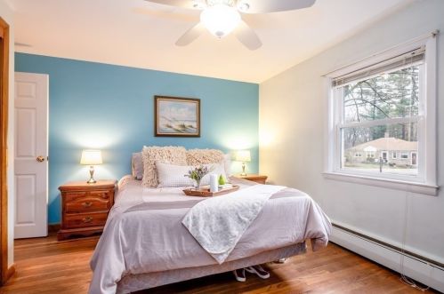 475 Newman Ave, Seekonk MA 02771-4606 exterior