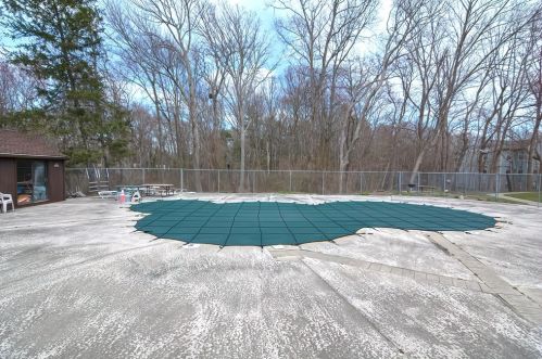 816 County St, Taunton MA 02780-3738 exterior