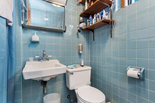 168 Linwood Ave, Newton MA 02460-1429 exterior