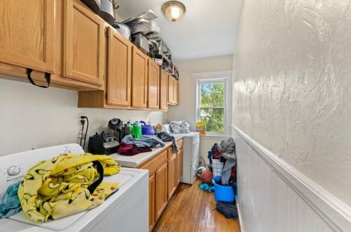 104 Lakewood St, Worcester MA  01603-2056 exterior