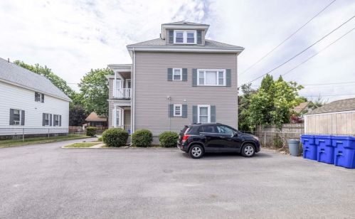 11 Waverly St, Taunton MA 02780-1420 exterior