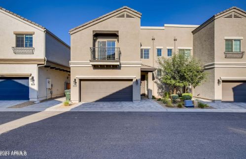 3043 33rd Pl, Phoenix AZ  85018 exterior