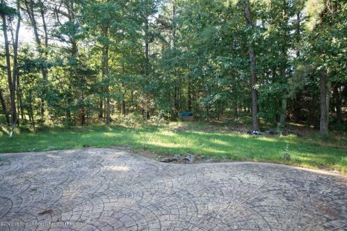 3 Swallow Tail Ct, Jackson Twp NJ  08527-2872 exterior