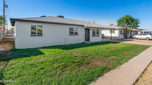 5016 21st St, Phoenix, AZ 85040-2522