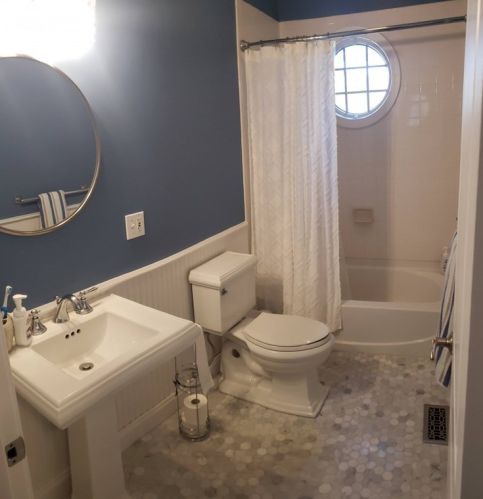 8 Clemmons St, Southborough MA  01772-1314 exterior