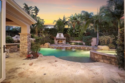 17 Buellton, Irvine CA 92602-2032 exterior