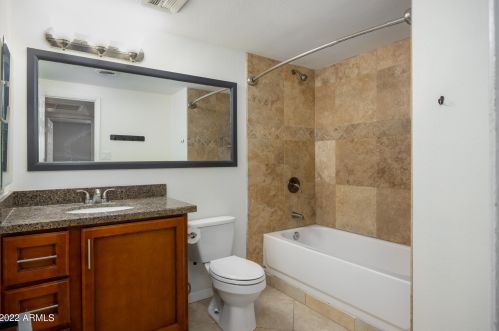 13222 37 Pl, Phoenix AZ 85050-8309 exterior