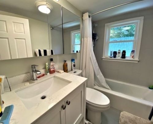 15 Yale Rd, Arlington MA  02474-3509 exterior