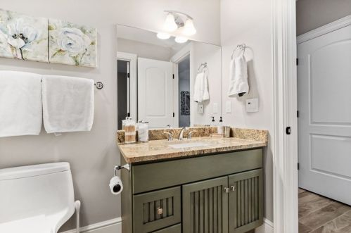 47 Goddard St, Newton MA 02461-1918 exterior