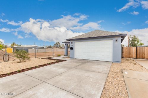 2229 Cambridge Ave, Phoenix AZ  85006-1321 exterior