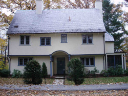 30 Grove Hill Ave, Newton, MA 02460-2335