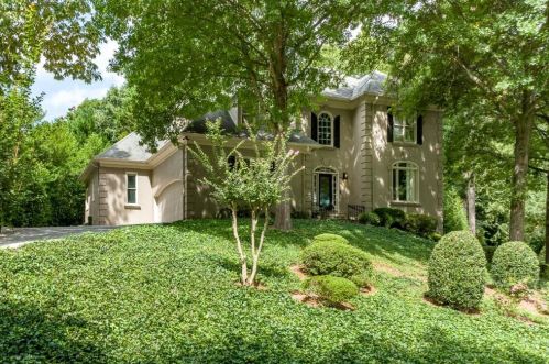 1268 Manor Oaks Ct, Atlanta, GA 30338-2756