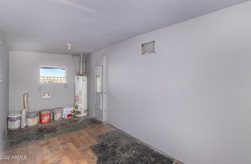 2927 Dunlap Ave, Phoenix AZ 85020-3025 exterior