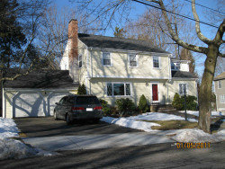 111 Wendell Rd, Newton, MA 02459-2946