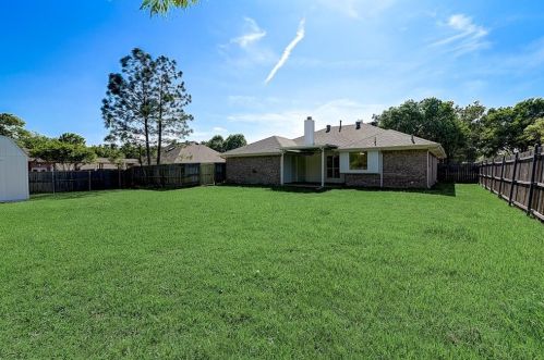 6206 Coral Ln, Garland TX 75048-3380 exterior
