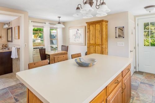 75 Cherry St, Plymouth MA 02360-4467 exterior