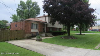 9606 Michael Edward Dr, Louisville KY  40291-1523 exterior