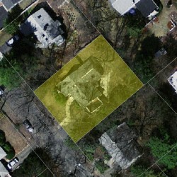 56 Pierrepont Rd, Newton MA  02462-1127 aerial view