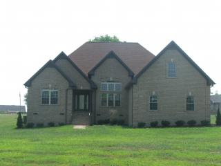 1013 Harness Cir, Gallatin, TN 37066-8003