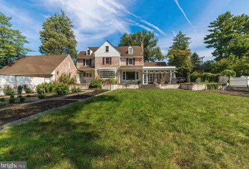 605 Delaware St, West Deptford NJ  08096-1576 exterior