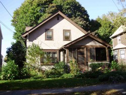 25 Aberdeen St, Newton, MA 02461-1801