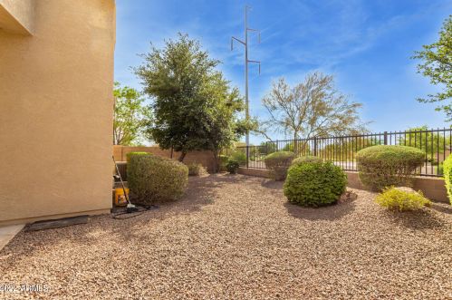 24216 27 Pl, Phoenix AZ 85016-7443 exterior