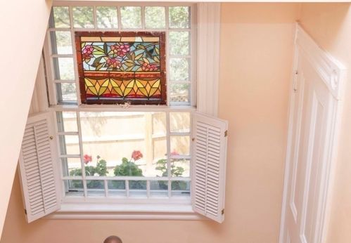 10 Hyde St, Newton MA 02461-1203 exterior