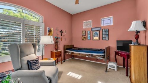 3017 Eagle Claw Dr, Phoenix AZ 85086-2113 exterior