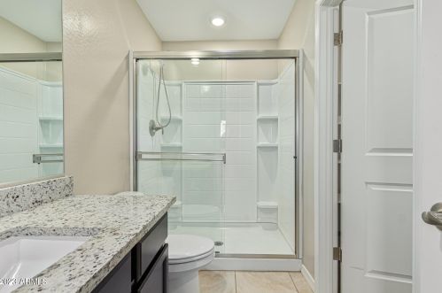 3924 79th Ln, Phoenix AZ  85043 exterior