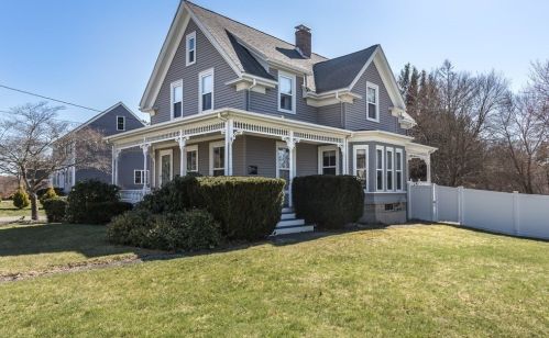 351 South St, East Bridgewater, MA 02324-2430