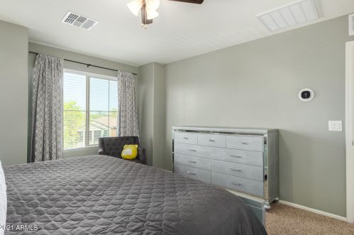 1947 77th Gln, Phoenix AZ  85035-5061 exterior