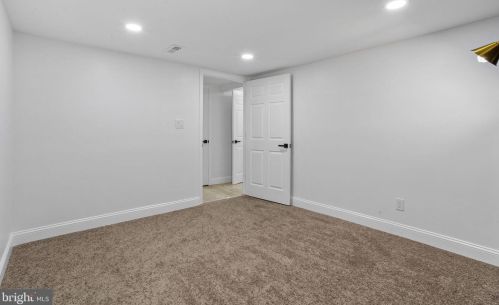 1 18th St, Burlington NJ  08016-4605 exterior