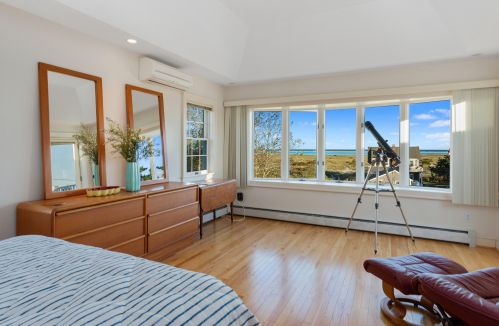 65 Morris Is Rd, Chatham MA 02633-2526 exterior