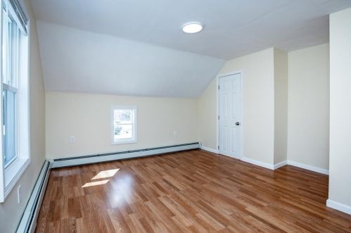 139 Haverhill St, Dracut MA 01826-5637 exterior