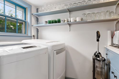 156 Chatham Bars Ave, Chatham MA 02633-2343 exterior