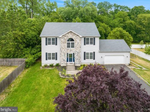 50 Drift Ave, Trenton NJ  08648-3504 exterior