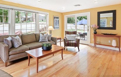 38 Mann Ave, Needham, MA 02492-4534