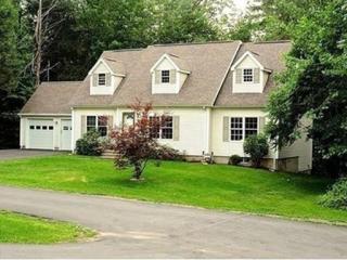 30 Phyllis Ln, Greenfield, MA 01301-9529
