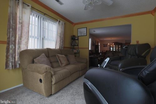 155 Lakebridge Dr, West Deptford NJ 08096-6717 exterior