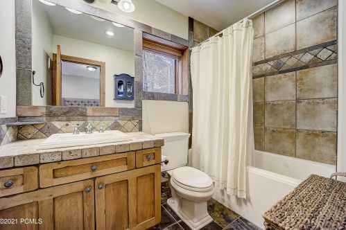 953 Park Ave, Park City UT 84060-5202 exterior