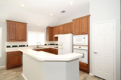 8220 Mura Dr, Plano TX 75025-4051 exterior