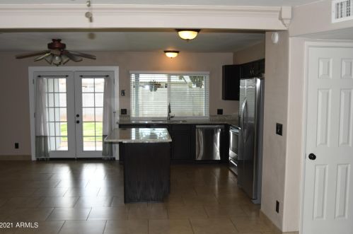 4061 Aster Dr, Phoenix AZ 85032-7318 exterior