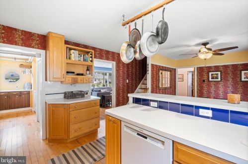 12 Beech Pl, West Deptford NJ 08096-3312 exterior