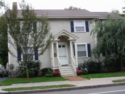1250 Beacon St, Newton, MA 02468-1717